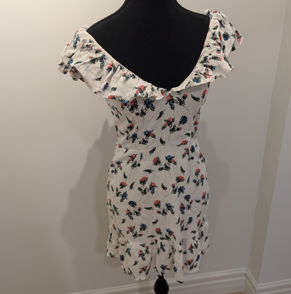 1861 Boutique - Olivaceou White Floral Mini Dress.